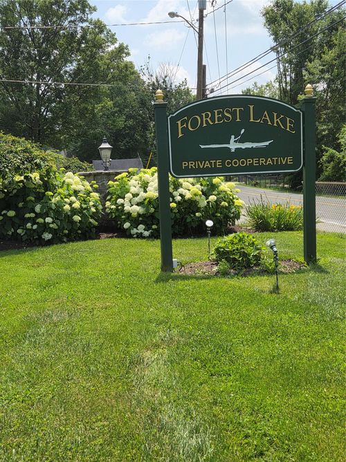 4-vista-288 Sylvan Lake, Beekman, NY, 12533 | Card Image