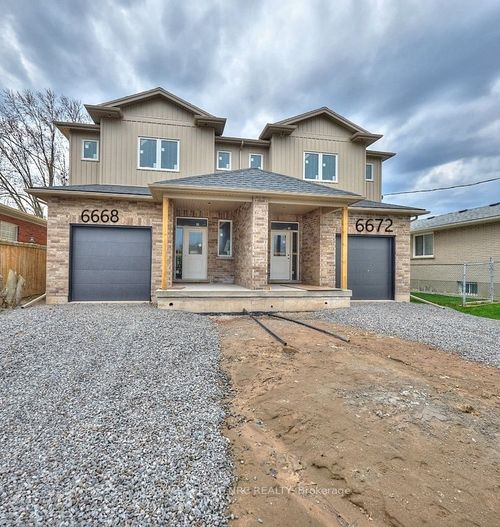 6668 Hawkins St, Niagara Falls, ON, L2G3B7 | Card Image