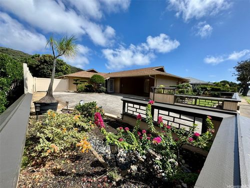 520 Halemaumau St, Honolulu, HI, 96821-2137 | Card Image