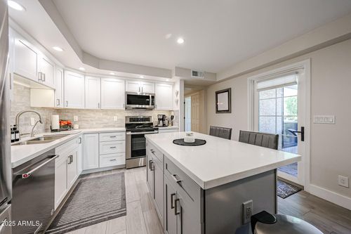 1080-7800 E Lincoln Dr, Scottsdale, AZ, 85250-7927 | Card Image