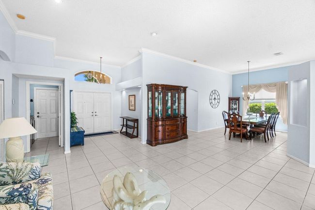 5946 Bay Hill Cir, House other with 4 bedrooms, 2 bathrooms and null parking in Lake Worth FL | Image 10