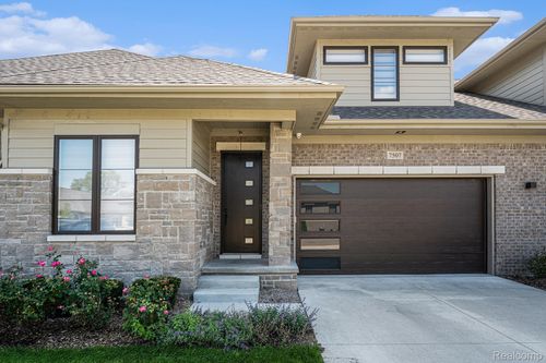 7507 Gramercy Cir, West Bloomfield, MI, 48322-2541 | Card Image