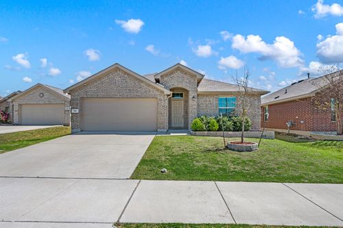 813 Amberwood Ct, Haslet, TX, 76052-1393 | Card Image