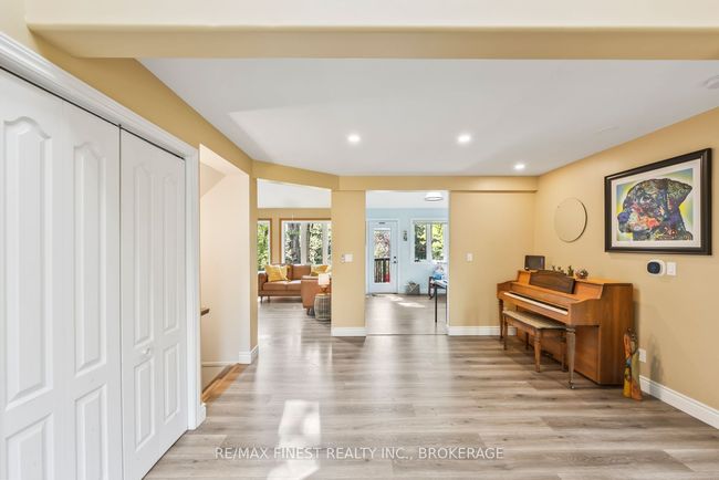 5885 Davey Dr, House other with 4 bedrooms, 4 bathrooms and 10 parking in Verona ON | Image 20