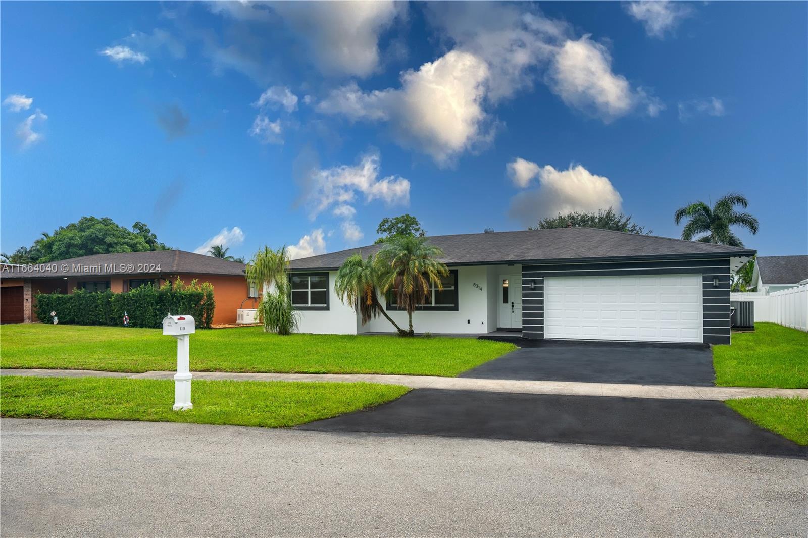 26th Pl, Davie, FL 33328