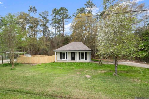 32793 La 1036 Hwy, Holden, LA, 70744-3510 | Card Image