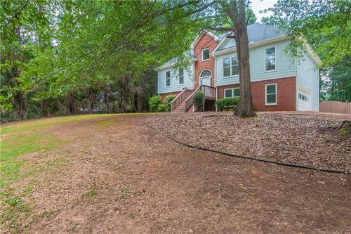 8265 Shadow Creek Dr, Bethlehem, GA, 30620-4717 | Card Image