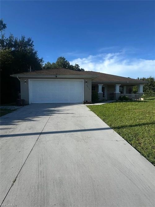2813 52nd St W, Lehigh Acres, FL, 33971-5775 | Card Image
