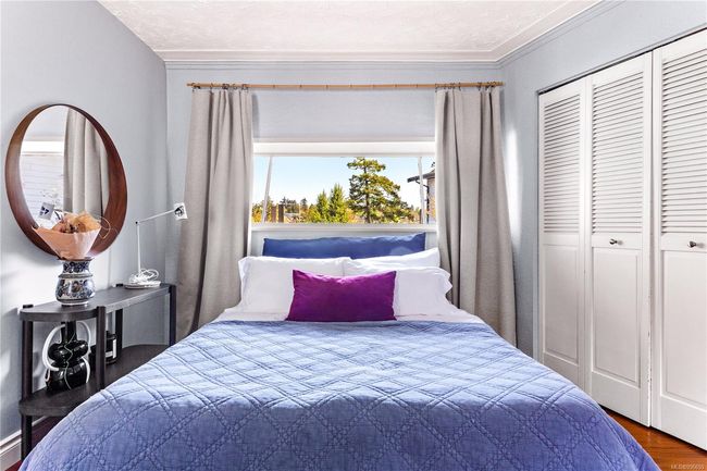 931 Mesher Pl, House other with 3 bedrooms, 3 bathrooms and 4 parking in Esquimalt BC | Image 40