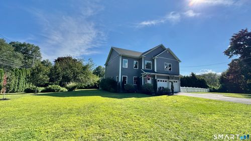 9 Anthony Pl, Trumbull, CT, 06611-5221 | Card Image