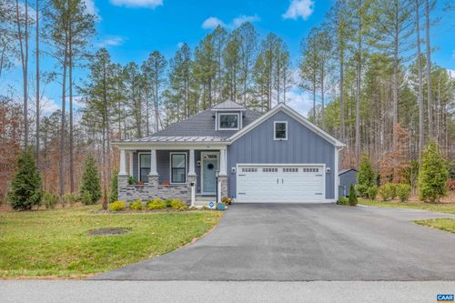 49 Pine Shadow Ct, TROY, VA, 22974-3302 | Card Image