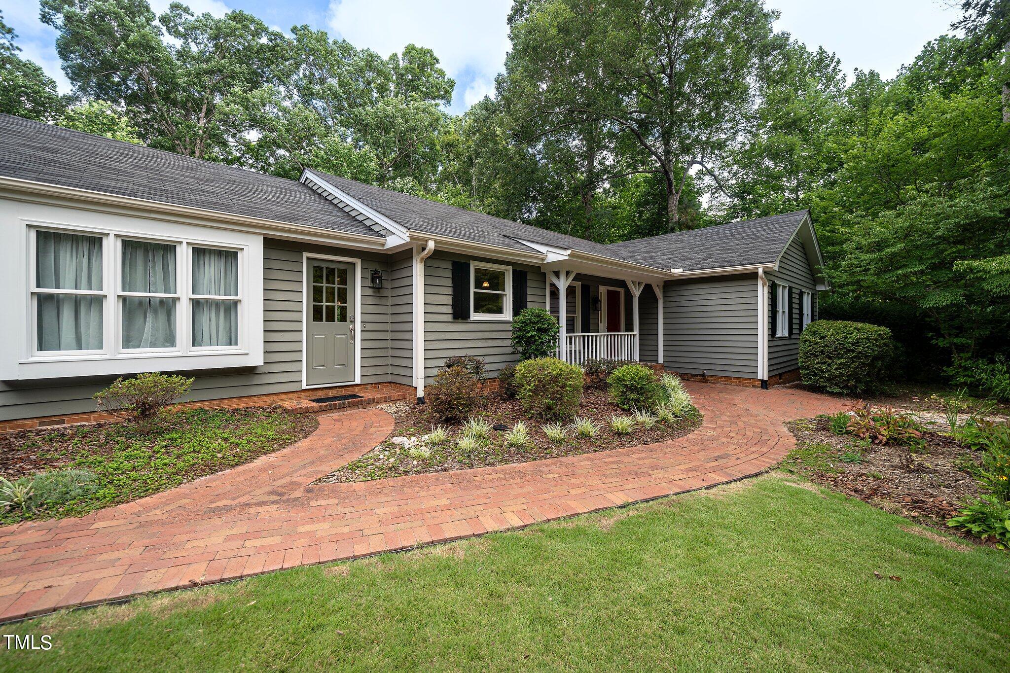 Eastridge Dr, Apex, NC 27539