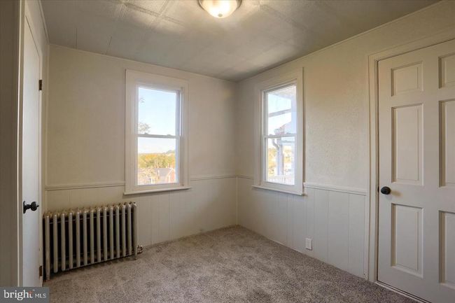327 1 St Ave, Home with 4 bedrooms, 2 bathrooms and null parking in RED LION PA | Image 23