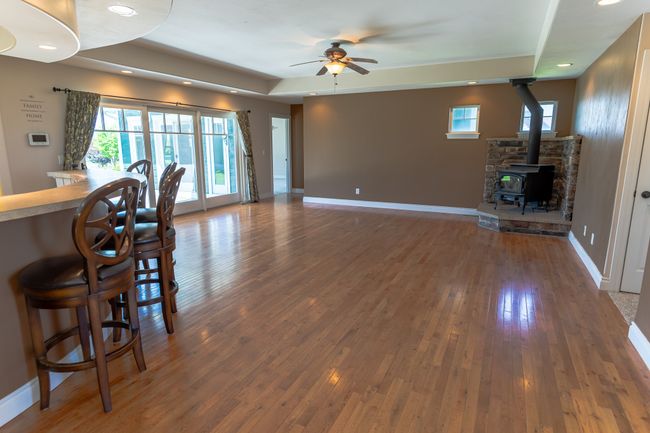 2198 Crested Wheat Loop, House other with 3 bedrooms, 4 bathrooms and null parking in East Helena MT | Image 8