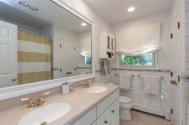 180 Putting Green Rd, House other with 3 bedrooms, 2 bathrooms and null parking in Fairfield CT | Image 16