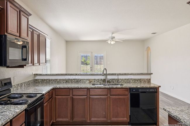 12102 Luckey Smt, House other with 3 bedrooms, 2 bathrooms and null parking in San Antonio TX | Image 6
