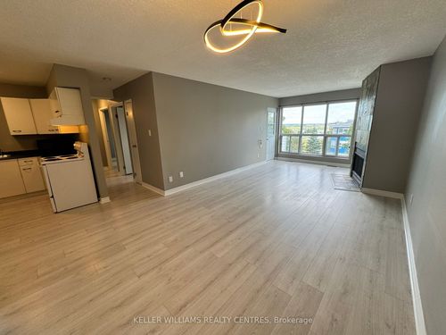 414-126 Bell Farm Rd, Barrie, ON, L4M6J3 | Card Image