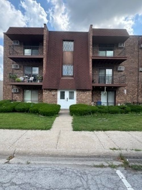apt-3c-6345 Birmingham St, Chicago Ridge, IL, 60415-1580 | Card Image