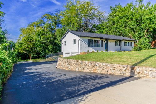 7 E Texas Ave, COLUMBIA, MO, 65202-1595 | Card Image