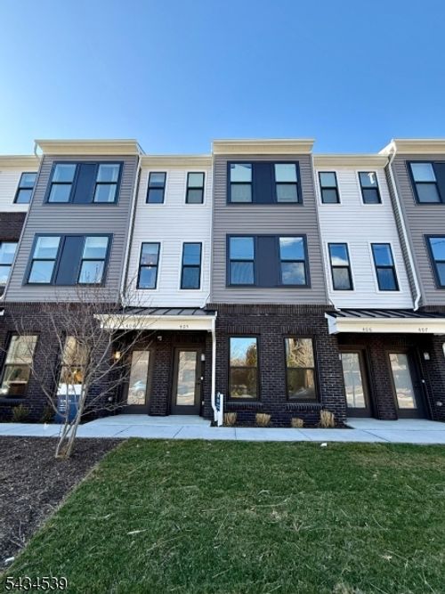 405-400 Willow St, Kearny, NJ, 07032 | Card Image