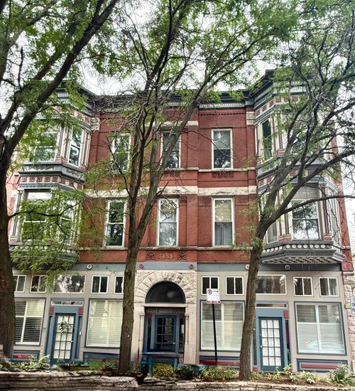 3r-1914 N Sheffield Ave, Chicago, IL, 60614-5048 | Card Image