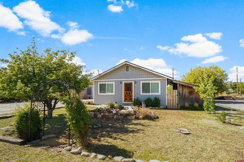 661 W Railroad Ave, Mancos, CO, 81328-9049 | Card Image