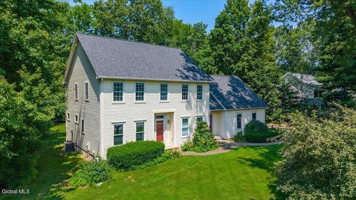 10 Sweetbriar Dr, Wilton, NY, 12831-2526 | Card Image