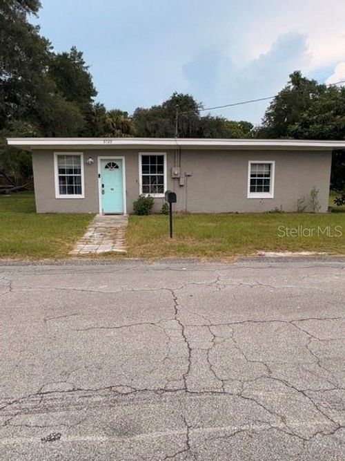 5025 Penvan Ave, DE LEON SPRINGS, FL, 32130-3484 | Card Image