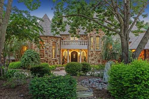 1609 Noble Way, Flower Mound, TX, 75022-8107 | Card Image