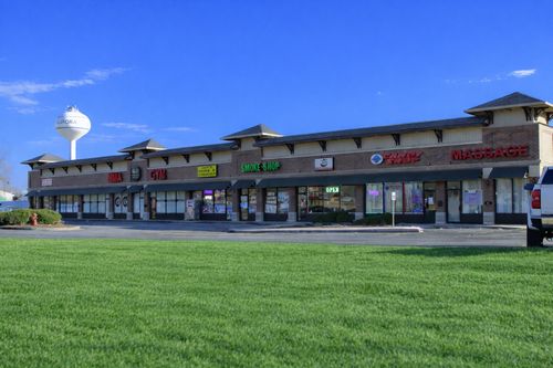 186-200 Butterfield Rd, North Aurora, IL, 60542 | Card Image