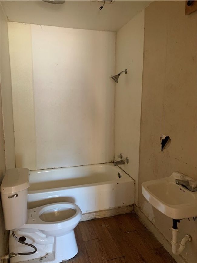 225 E Main St, House other with 3 bedrooms, 2 bathrooms and null parking in Bishop TX | Image 28