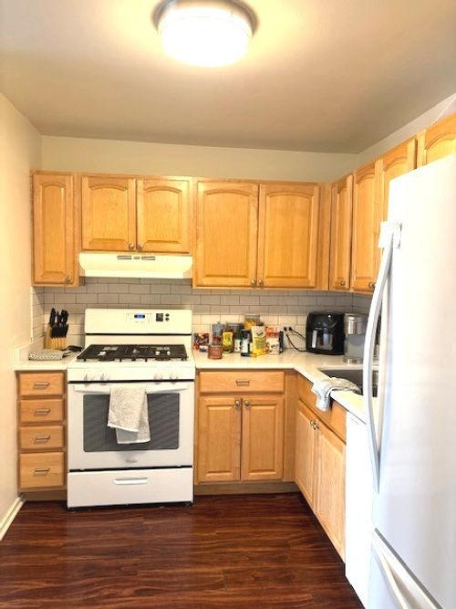 apt-17c-6700 S South Shore Dr, CHICAGO, IL, 60649-1313 | Card Image