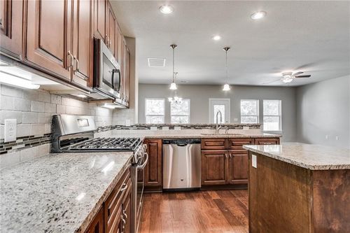 a-3300 Elija St, Austin, TX, 78745-6715 | Card Image