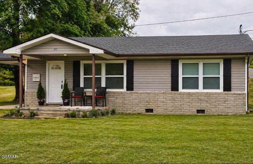 240 Meadowbrook Dr, Pigeon Forge, TN, 37863-2965 | Card Image