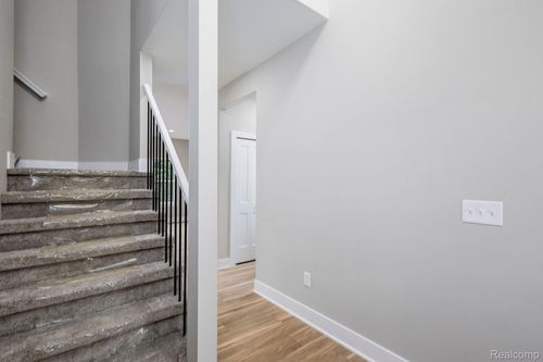 2323 Baltimore, Davison, MI, 48423 | Card Image