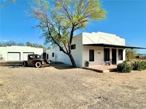 3863 W Third Ave, Yucca, AZ, 86438-0906 | Card Image