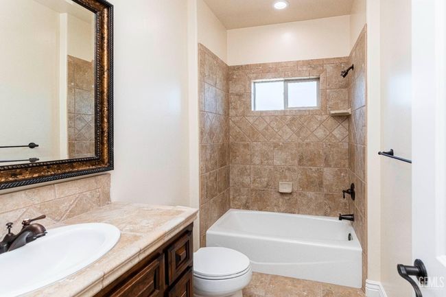 2416 Edingal Dr, House other with 4 bedrooms, 3 bathrooms and null parking in Bakersfield CA | Image 39