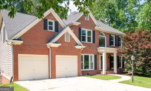 672 Red Sunset Cir, Powder Springs, GA, 30127-6420 | Card Image