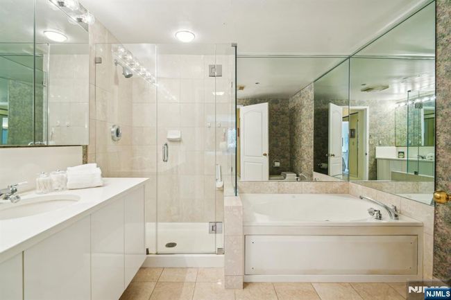 10 Smith Manor Blvd, Condo with 2 bedrooms, 2 bathrooms and null parking in West Orange NJ | Image 19