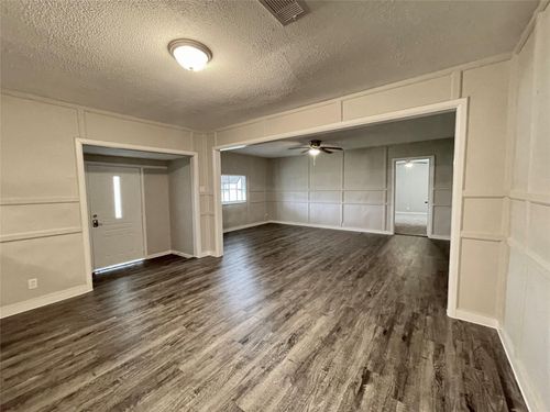 1827 Neuman St, La Marque, TX, 77568-5447 | Card Image