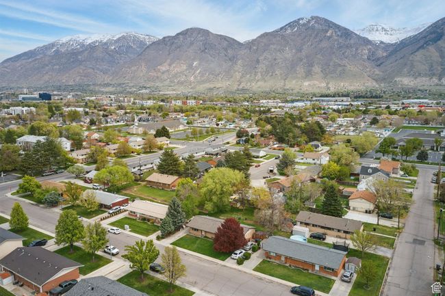 Aerial view featuring a residential view and a mountain view | Image 36