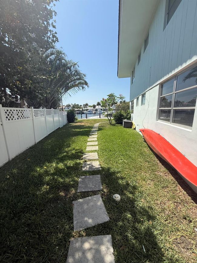 APT-1B - 2613 Ne 28 Th Ct, Condo with 2 bedrooms, 2 bathrooms and null parking in Lighthouse Point FL | Image 22