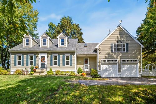 3 Marshall Dr, West Newbury, MA, 01985-1437 | Card Image