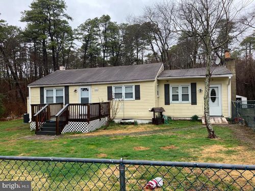 525 Larch Ave, BROWNS MILLS, NJ, 08015-2829 | Card Image