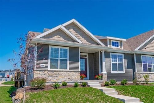 660 Hillcrest Dr, Waunakee, WI, 53597-2114 | Card Image
