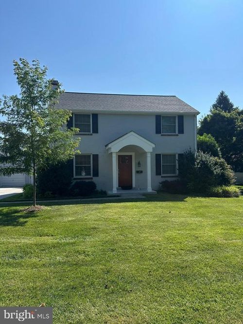 227 Dorset Rd, Devon, PA, 19333-1620 | Card Image