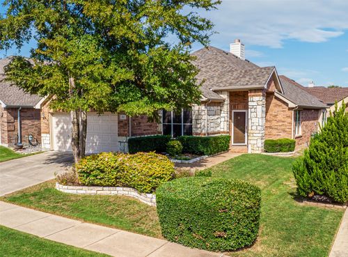 305 Wrangler Dr, Fairview, TX, 75069-1901 | Card Image
