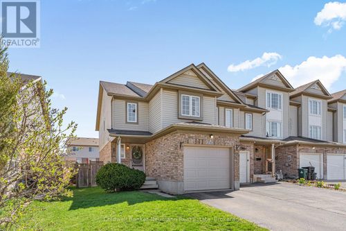 130 Donnenwerth Drive, Kitchener, ON, N2E4C8 | Card Image
