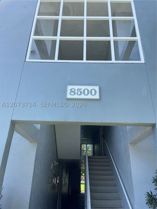 309-8500 Sw 212th St, Cutler Bay, FL, 33189-3391 | Card Image