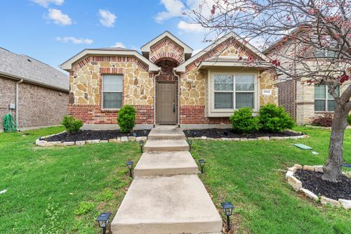 9005 Holliday Ln, Cross Roads, TX, 76227-8276 | Card Image